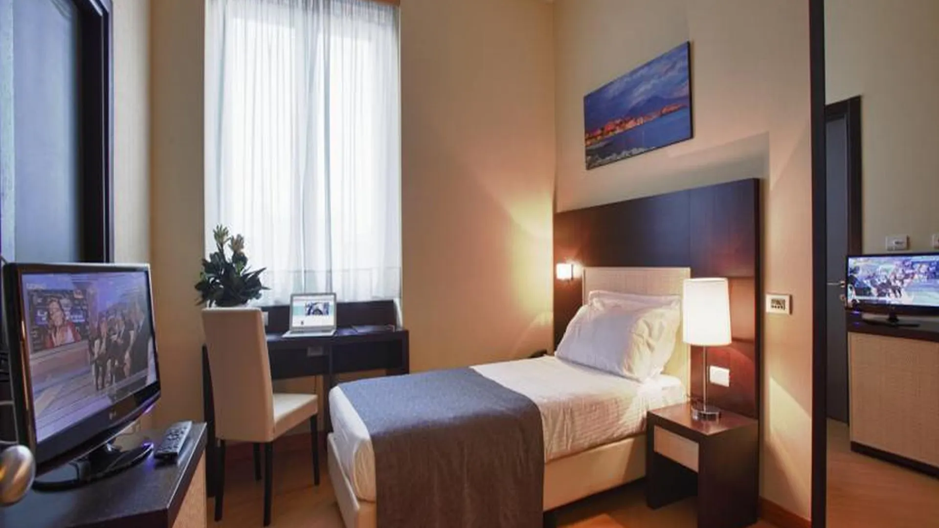 Hotel Neapol