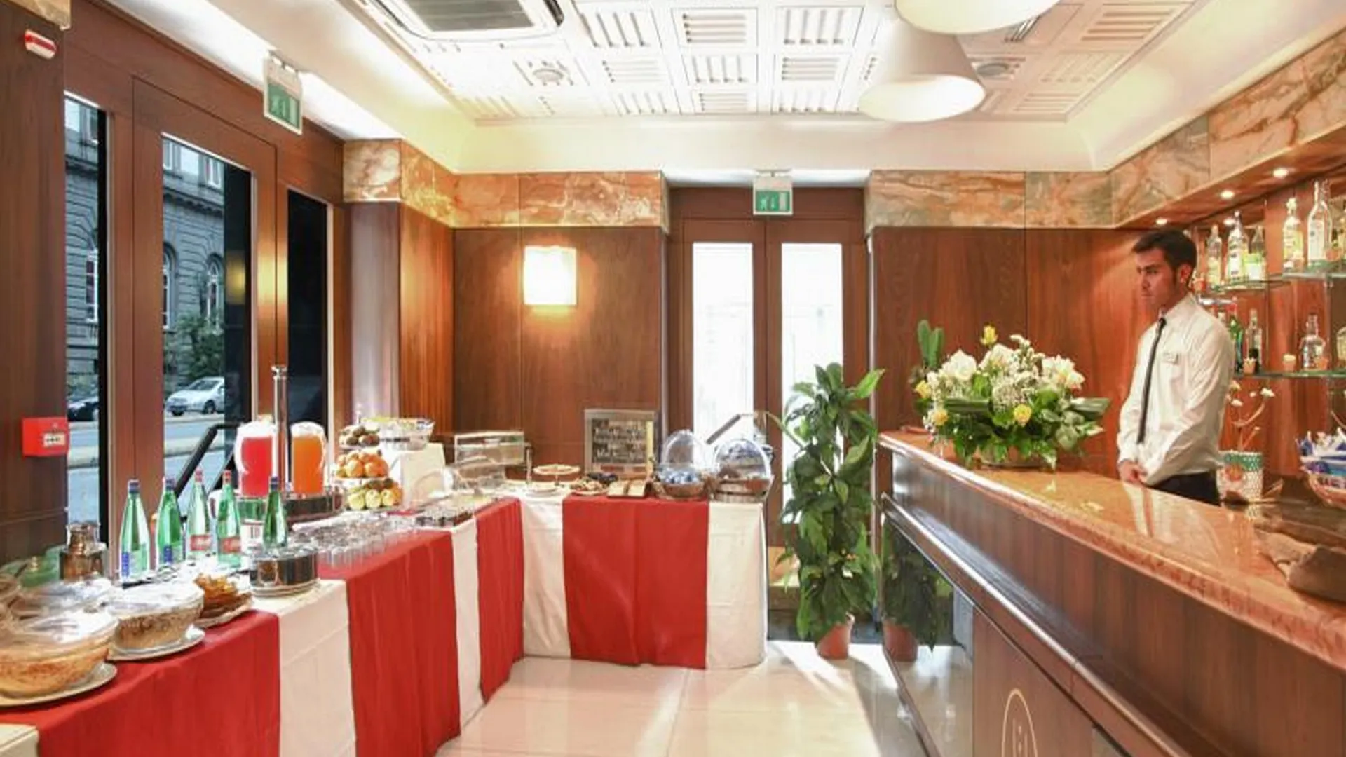 ****  Hotel Neapol Włochy