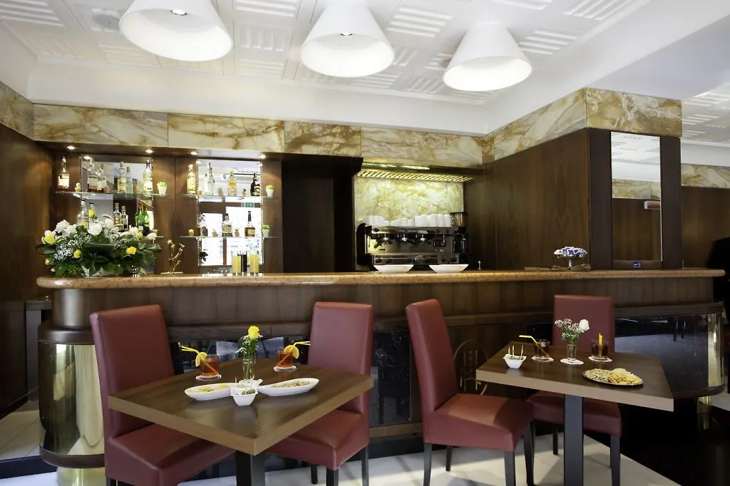 ****  Hotel Neapol Włochy