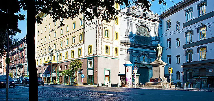 Hotel Neapol