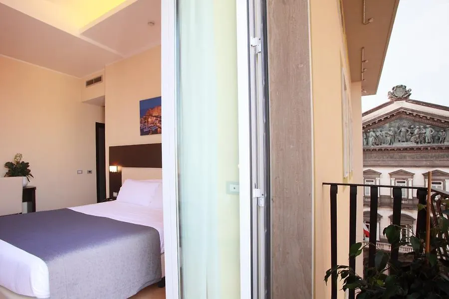 Hotel Neapol 4*,  Włochy
